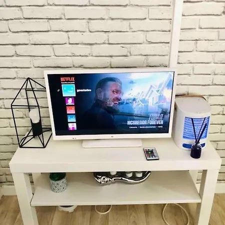 Terrils Jumeaux, Train - Paris Trajet D'environ 1 Heure 10 Minutes *