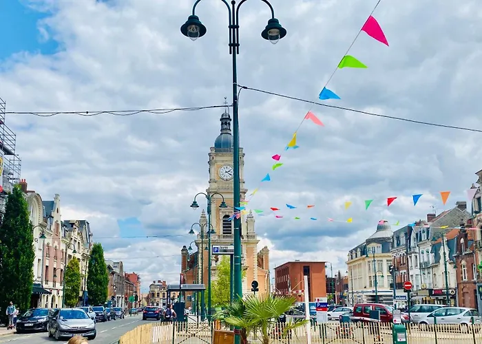 Terrils Jumeaux, Train - Paris Trajet D'environ 1 Heure 10 Minutes *